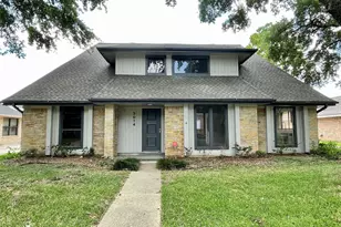 3014 Edgewood Dr, Sugar Land, TX 77479 - Photo 1