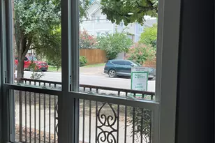 2516 Commonwealth St, Houston, TX 77006 - Photo 9