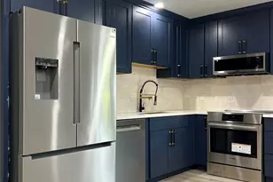 2516 Commonwealth St, Houston, TX 77006 - Photo 5