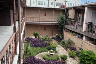 2516 Commonwealth St, Houston, TX 77006 - Photo 21