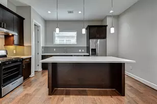 607 Sydnor St, Houston, TX 77020 - Photo 7