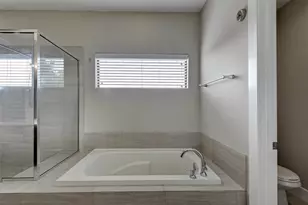 607 Sydnor St, Houston, TX 77020 - Photo 27