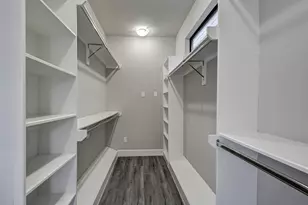 607 Sydnor St, Houston, TX 77020 - Photo 27