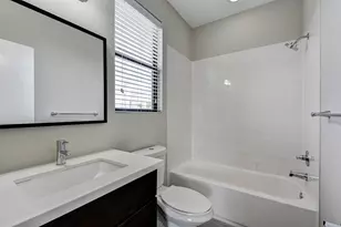 607 Sydnor St, Houston, TX 77020 - Photo 19