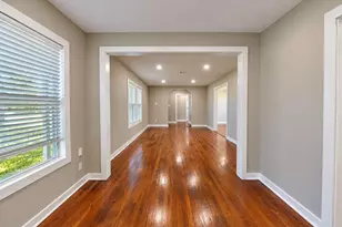 1837 Wycliffe Dr, Houston, TX 77043 - Photo 7