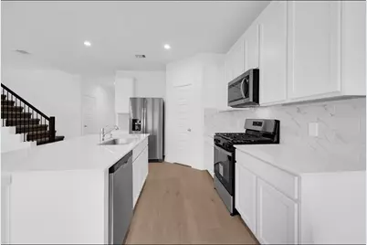 31827 Kellan Grove Court, Fulshear, TX 77441 - Photo 5