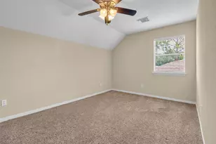 3004 Cloverdale Dr, League City, TX 77573 - Photo 23