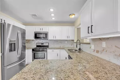 3004 Cloverdale Drive, League City, TX 77573 - Photo 11