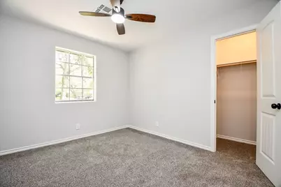 279 Lakeview 3 Road, El Campo, TX 77437 - Photo 17