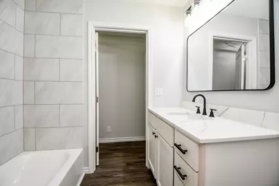 279 Lakeview 3 Road, El Campo, TX 77437 - Photo 19