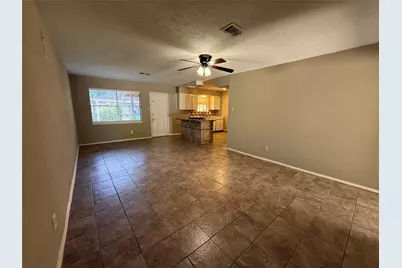 507 Hildred Avenue, Conroe, TX 77303 - Photo 7
