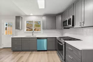 22907 Lemon Grove Dr, Spring, TX 77373 - Photo 11