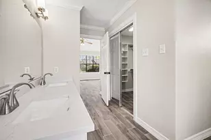 107 Sandalwood Dr, Lake Jackson, TX 77566 - Photo 21