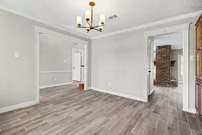 107 Sandalwood Drive, Lake Jackson, TX 77566 - Photo 9