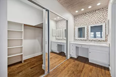 11711 Memorial Drive #55, Houston, TX 77024 - Photo 19