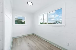 106 Palm Dr, Liverpool, TX 77577 - Photo 21