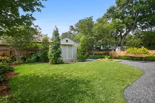 209 E Woodland St, Houston, TX 77009 - Photo 37