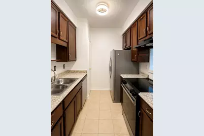 10049 Westpark Drive #175, Houston, TX 77042 - Photo 5