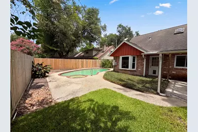 5116 E Bayou Drive, Dickinson, TX 77539 - Photo 19