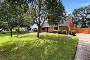 5116 E Bayou Dr, Dickinson, TX 77539 - Photo 19