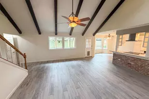 5116 E Bayou Dr, Dickinson, TX 77539 - Photo 3