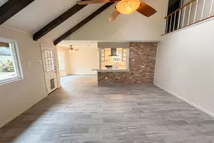 5116 E Bayou Dr, Dickinson, TX 77539 - Photo 7