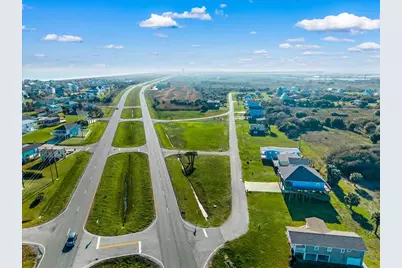 14115 Miramar, Galveston, TX 77554 - Photo 9