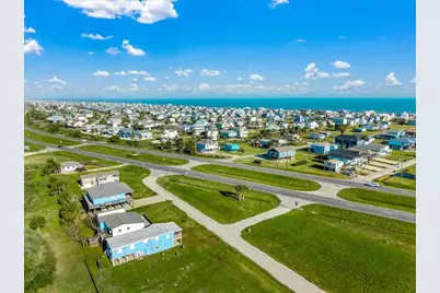 14115 Miramar, Galveston, TX 77554 - Photo 5