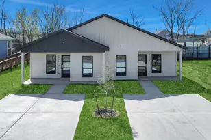 9824 Nedwald St, Houston, TX 77029 - Photo 1