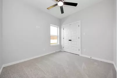 9824 Nedwald Street, Houston, TX 77029 - Photo 25