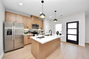 9824 Nedwald St, Houston, TX 77029 - Photo 17