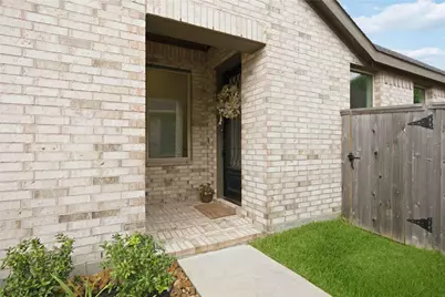 35432 Woodtrace Circle, Pinehurst, TX 77362 - Photo 3