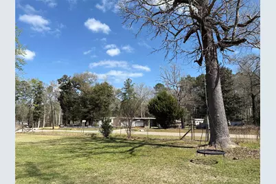 1821 E Beverly Drive, Shepherd, TX 77371 - Photo 17