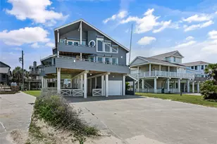 4239 Spoonbill Ln, Galveston, TX 77554 - Photo 7