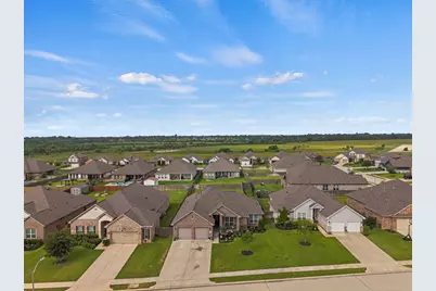 426 Hunters Crossing Drive, Sealy, TX 77474 - Photo 21