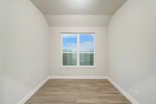 9123 Petroglyph Pt Ct, Porter, TX 77365 - Photo 3