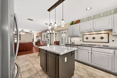 303 Longview Drive, Sugar Land, TX 77478 - Photo 13
