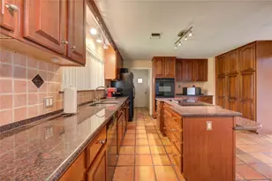 12530 Olympia Dr, Houston, TX 77077 - Photo 13
