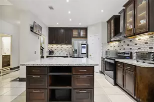 8506 Regalbrook Dr, Houston, TX 77095 - Photo 7