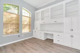 19 Long Springs Pl, The Woodlands, TX 77382 - Photo 7