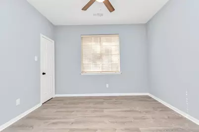 19 Long Springs Place, The Woodlands, TX 77382 - Photo 33