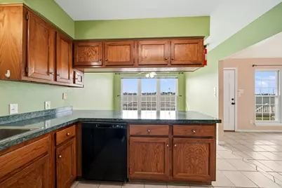 10423 Schaper Road, Galveston, TX 77554 - Photo 7