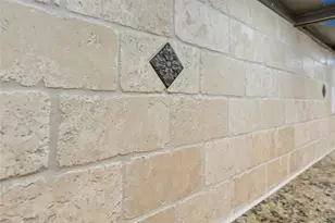 16423 Maple Downs Ln, Sugar Land, TX 77498 - Photo 15