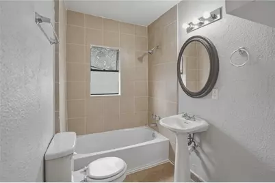 6700 Avenue S Unit D, Houston, TX 77011 - Photo 13