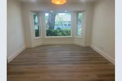 7819 Skyline Drive, Houston, TX 77063 - Photo 5