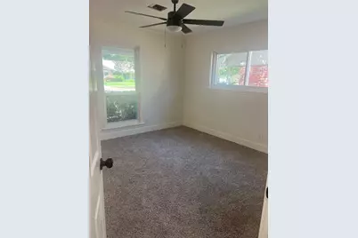 7819 Skyline Drive, Houston, TX 77063 - Photo 13