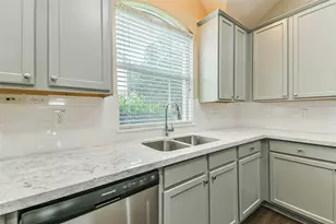 10542 Oleander Point Dr, Houston, TX 77095 - Photo 11