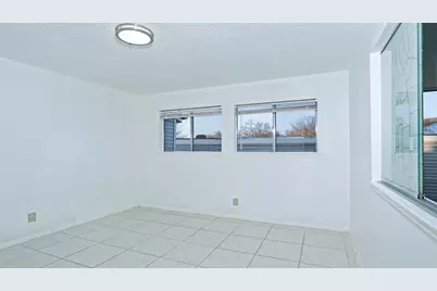 10920 Village Bend Lane #920, Houston, TX 77072 - Photo 17