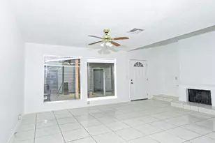 10920 Village Bend Ln, Houston, TX 77072 - Photo 9