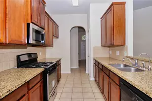 25206 Bright Hollow Ln, Katy, TX 77494 - Photo 3